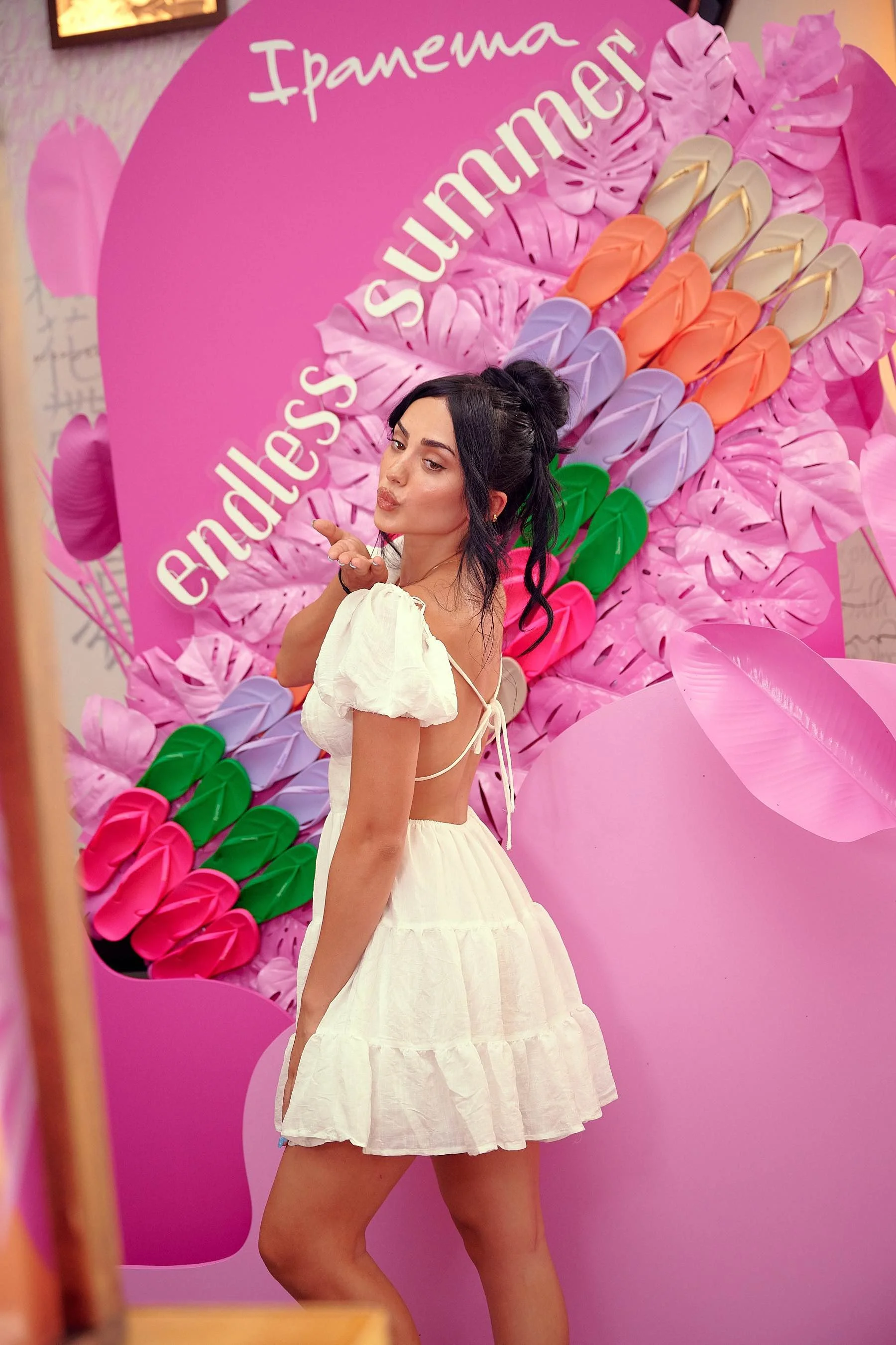 IPANEMA SANDALS: ENDLESS SUMMER — Experiential Creative Agency